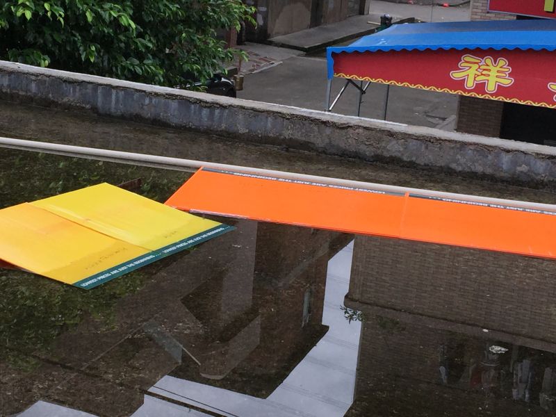 如何鑒別中空板廣告牌能否抗曬